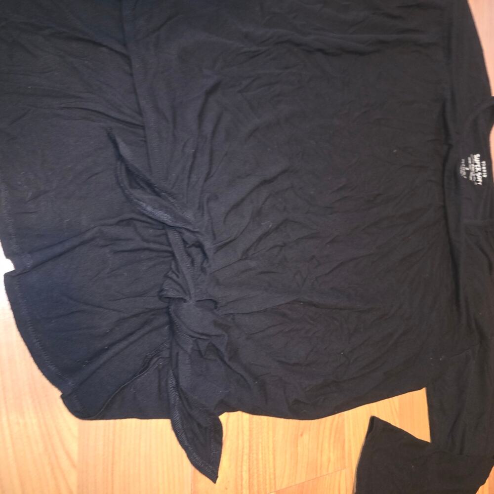 Torrid Black Long Sleeve Women's Tee Sz 2x EUC - Picture 5 of 7